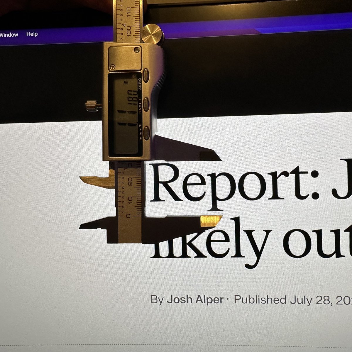 trestrantham's tweet photo. @ProFootballTalk For the love of god please fix your responsive stylesheets. Each line is over 1"(!) tall on my ultrawide monitor. 🫢 https://t.co/ZsBkuJEngr