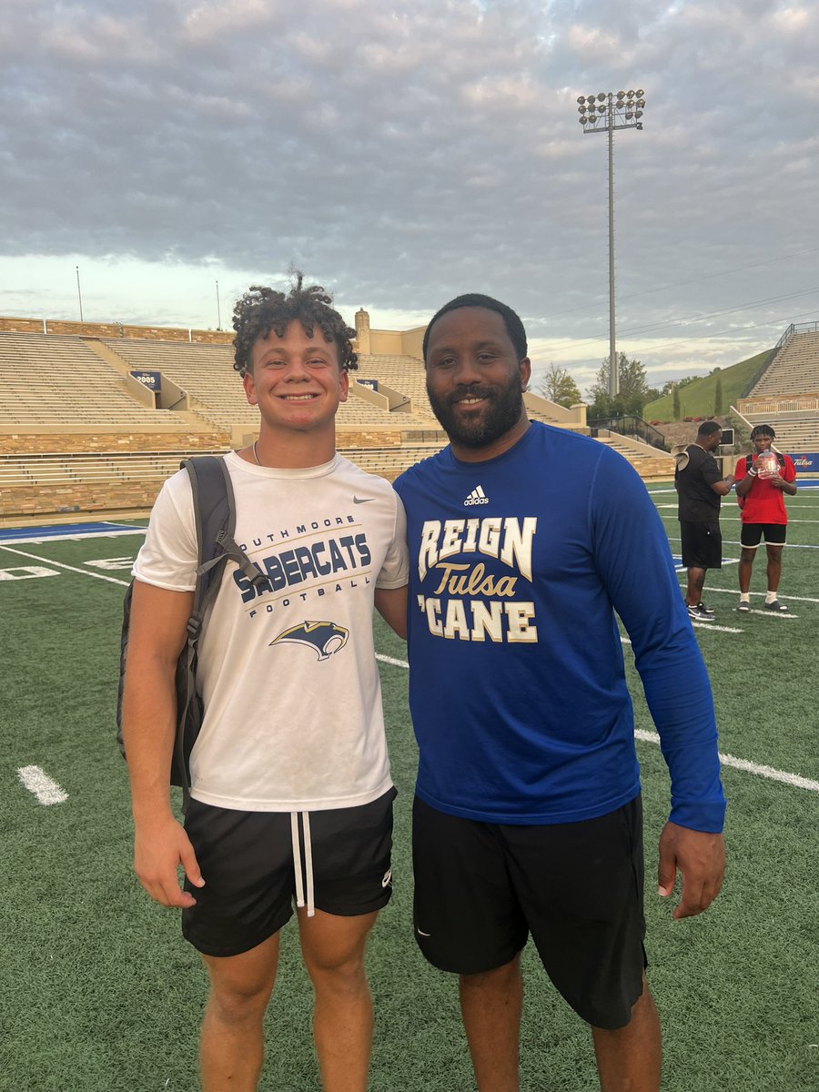 SkylerMayer12's tweet photo. Thank you for the great camp and having me out! @TulsaFootball @Coach_G_Frey @DFranks24. @JakeMonden @RecruitSMoore https://t.co/OOtkkTS6lk