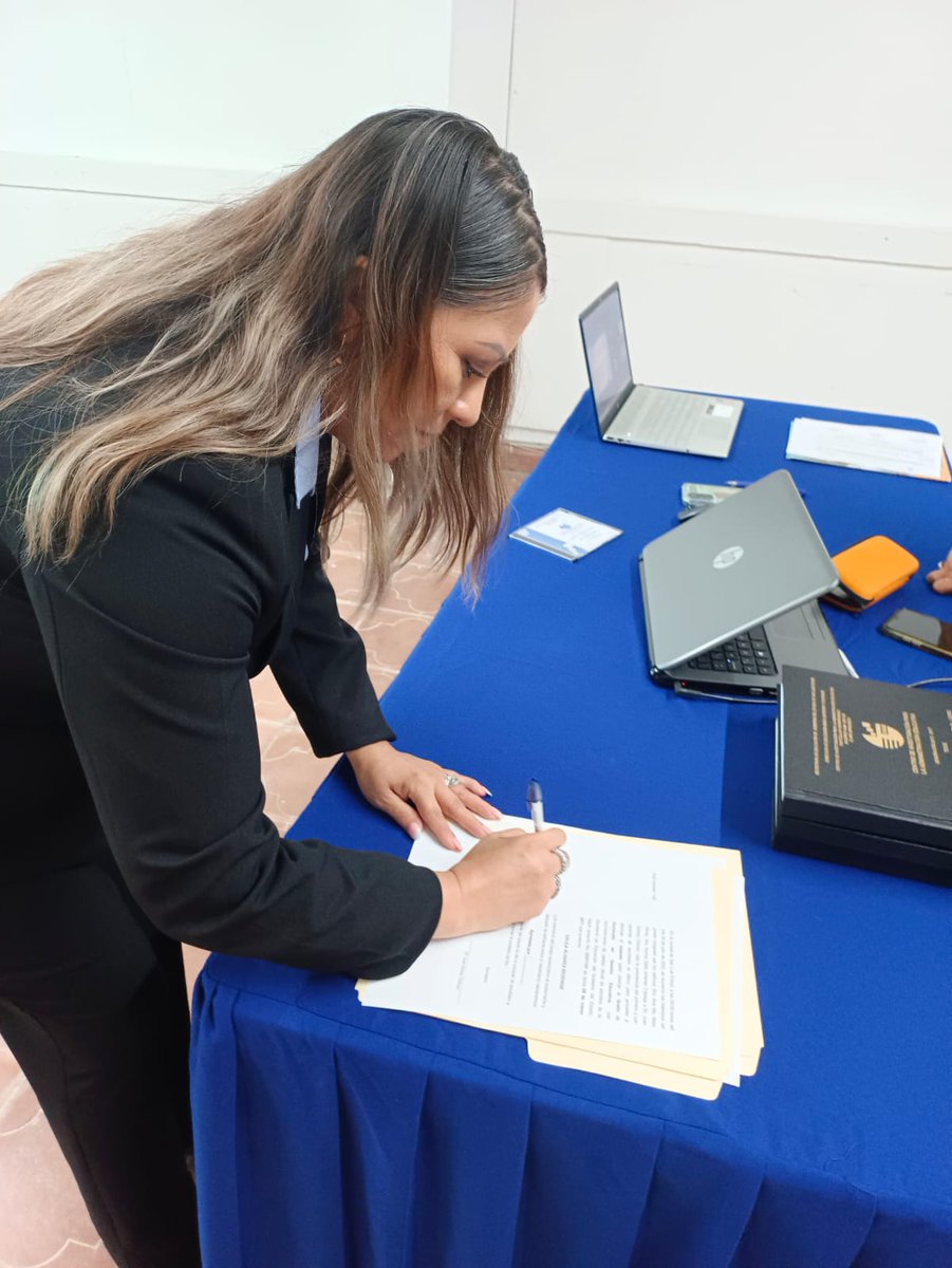 CinadeOficial's tweet photo. FELICIDADES!! C. DALILA ÁLVAREZ RESENDIZ, POR LA OBTENCIÓN DEL GRADO DE DOCTORADO EN GESTIÓN EDUCATIVA.
#CINADE MÁS DE 20 AÑOS FORMANDO LÍDERES
#SEDEVALLES https://t.co/WuHSMGGlsq