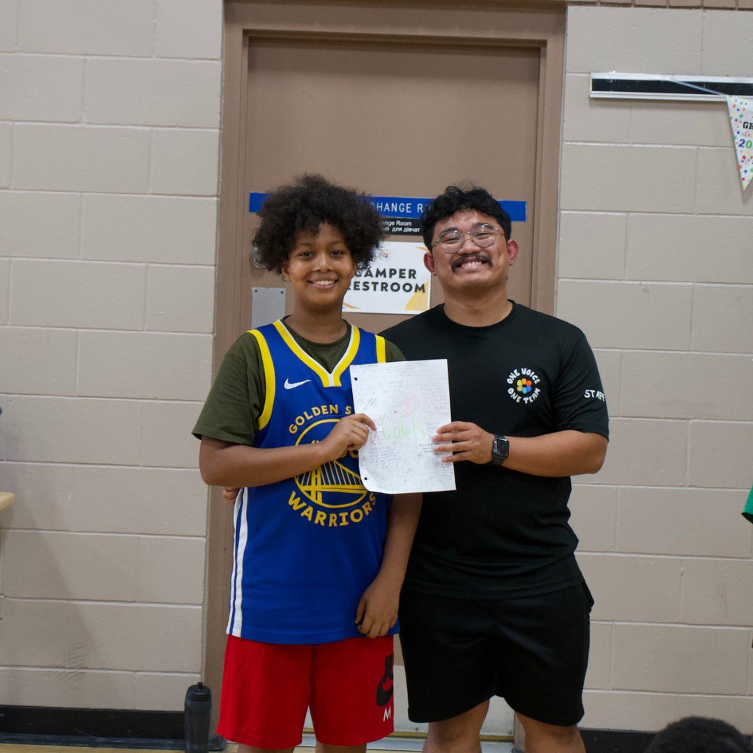 onevoiceoneteam's tweet photo. It’s Friday!!! That means graduation day here at S.W.O.L.E.™ Camp‼️Check out some of the amazing superstars who graduated last week🥹
If you want to graduate with the S.W.O.L.E.™ Fam, make sure to register for camp!
Click the link in our bio!
#onevoiceoneteam #ovot #summercamp https://t.co/yD3rPE7Jpb