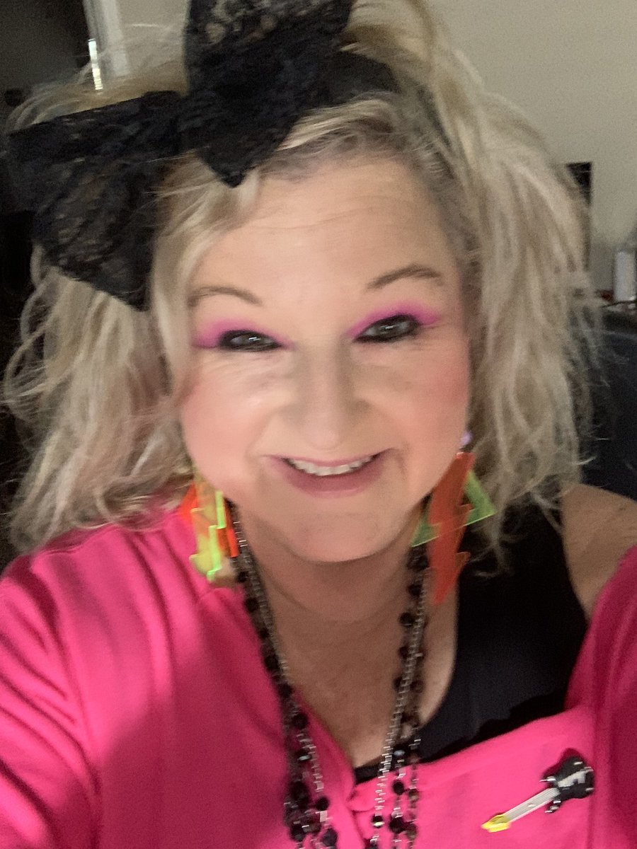 TISDLibraries's tweet photo. So excited that I got to present to my colleagues some information on Beanstack and how it can help them in the 23-24 school year, 80s style!!!! 🎤🎵🩷 #80smusic #bestgeneration @zoobeanreads https://t.co/QZRzPaHk5g