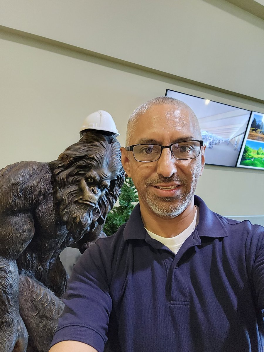 JoseLSilvaSmith's tweet image. Day 6 @osu_cascades for the @exploringcs PD. It's so hard to say goodbye when you are having fun learning so much! Thank you for this incredible learning experience! โค๏ธ๐๐ #TISDProud #exploringcs
