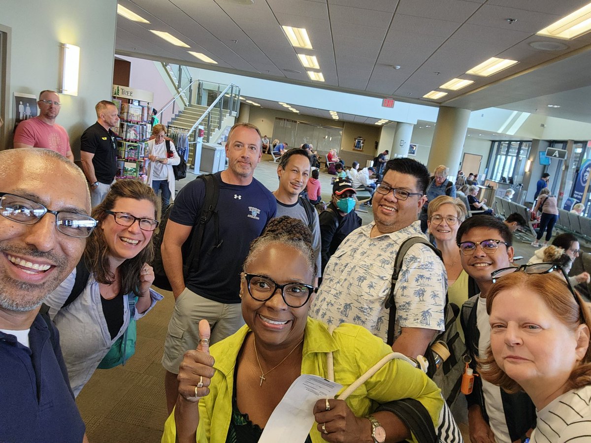 JoseLSilvaSmith's tweet image. Day 6 @osu_cascades for the @exploringcs PD. It's so hard to say goodbye when you are having fun learning so much! Thank you for this incredible learning experience! โค๏ธ๐๐ #TISDProud #exploringcs