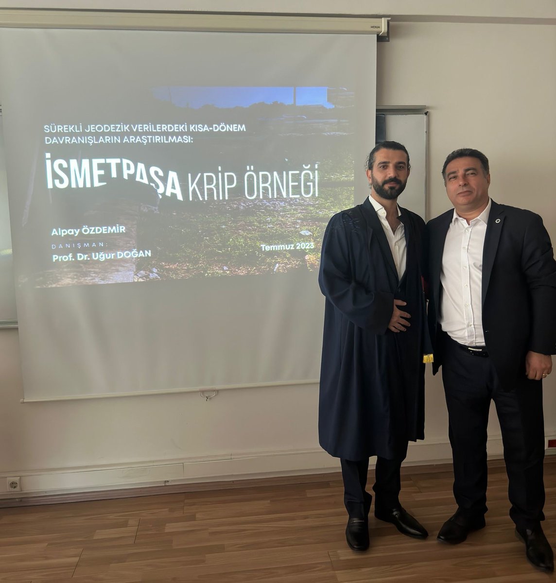 OzdemirAlpay tweet media