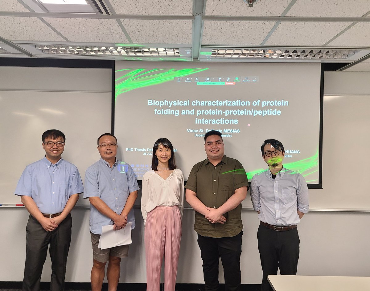 MesiasPrinciple's tweet photo. I successfully defended my PhD thesis today. Thank you so much to those who have been instrumental in the success of this pursuit.

Affixed is a photo with some of the members of the thesis exam committee, the external examiner from SJTU attended via Zoom. 

#PhinisheD https://t.co/1Dt7cM6VrC