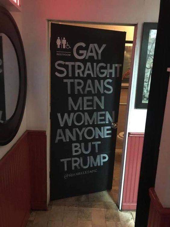 WhereTrueLoveIs's tweet photo. #signoftheday https://t.co/xVoYQhB1JH