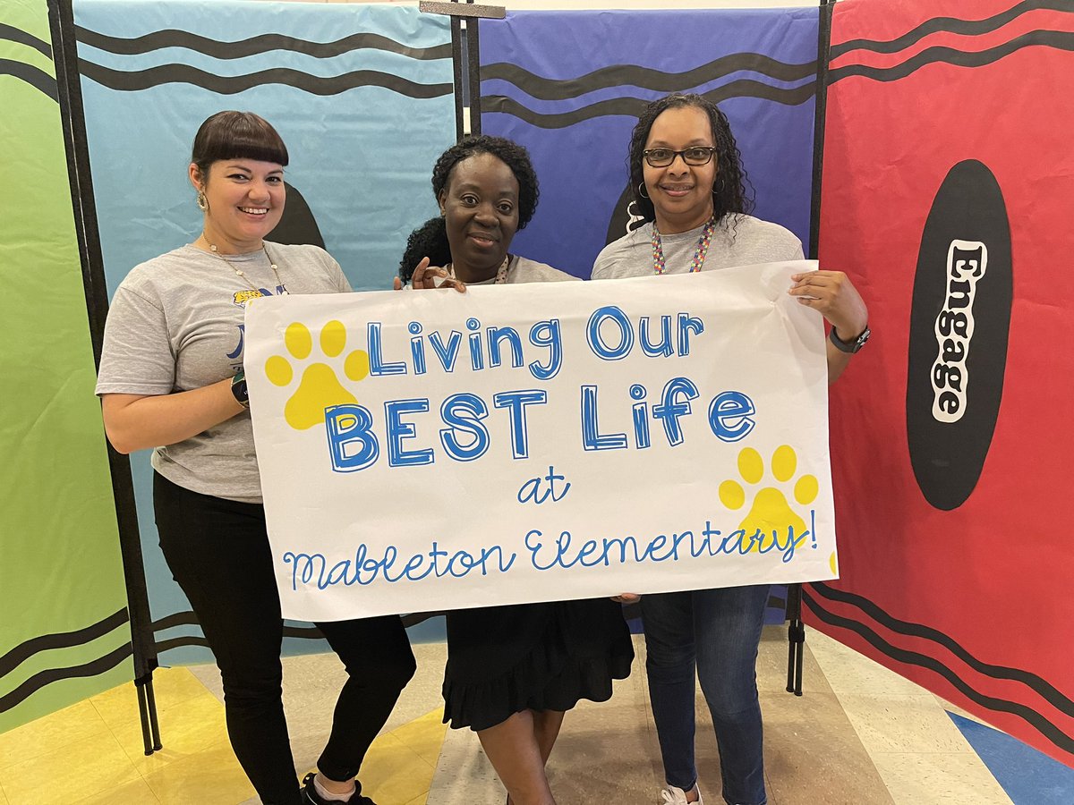 abbytriple's tweet photo. We are going to live our best lives at MES this school year. Everyday is going to be a new beginning! No dull moment. https://t.co/9u01mCNyxJ