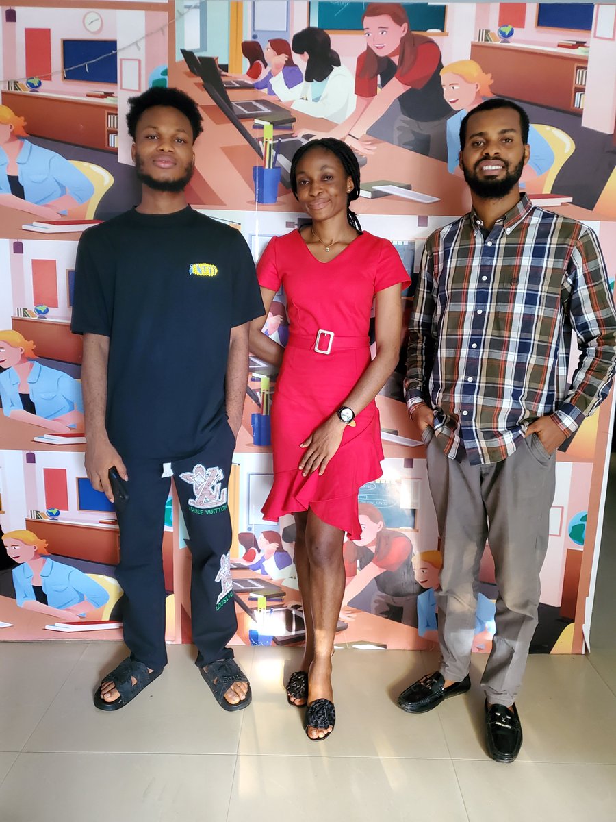 ICEHub_Africa's tweet image. Winding down the week, it was a fun filled weekend. Learning and having fun at the same time.
@icehub we breed Happy programmers....
Thank you @Favour for the outstanding presentation.
#growth #Tech #progra