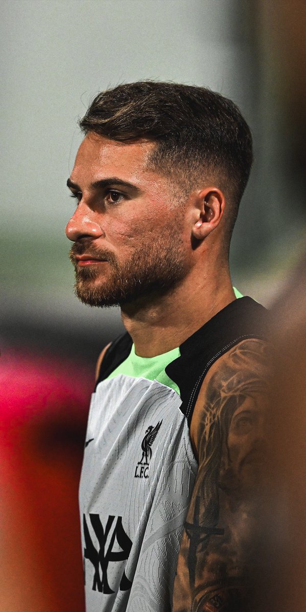 snappedlfc's tweet photo. 📱@alemacallister📱 https://t.co/sWnNbMNPQS