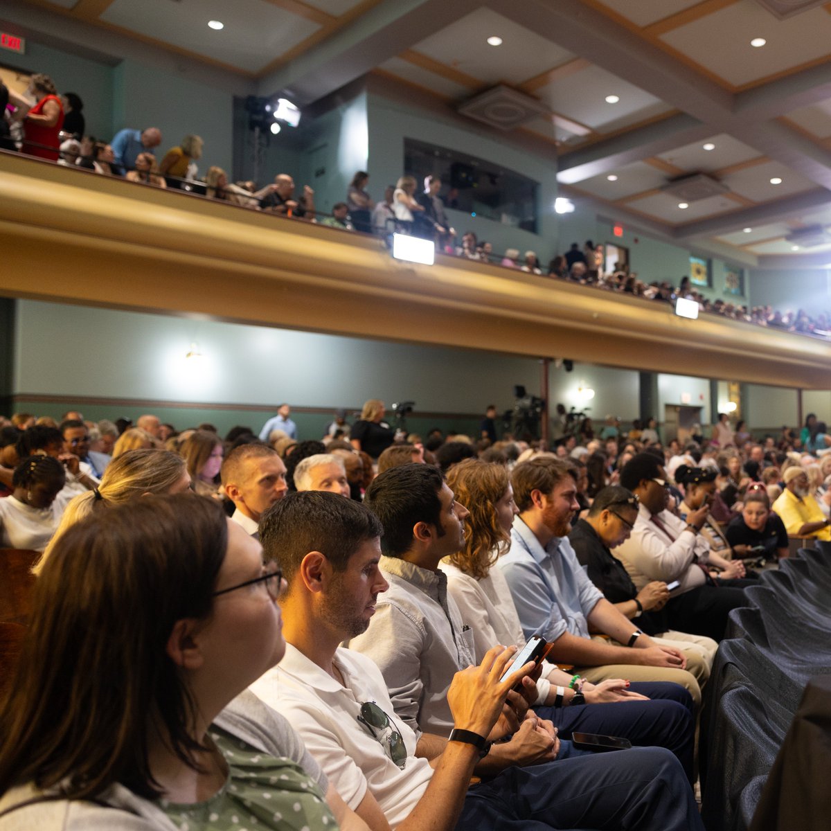 DrakeUniversity's tweet image. Drake is a hub for democratic discourse, dialogue, and action focused on empowering the next generation of civic leaders, public servants, and changemakers. It is for this reason that there is not a more fitting location to host @VP.
