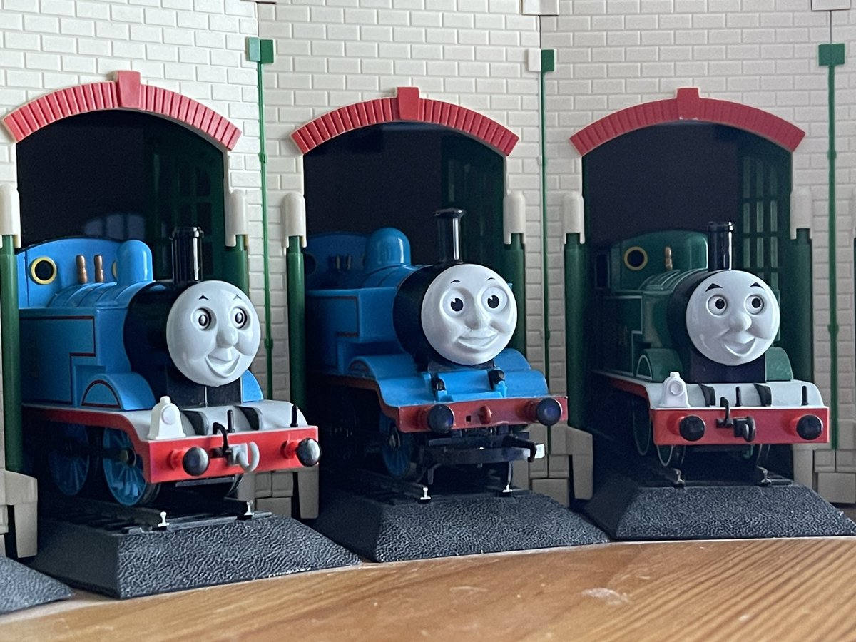 Vintage Hornby Thomas.
Show accurate? No
Classic? Yes