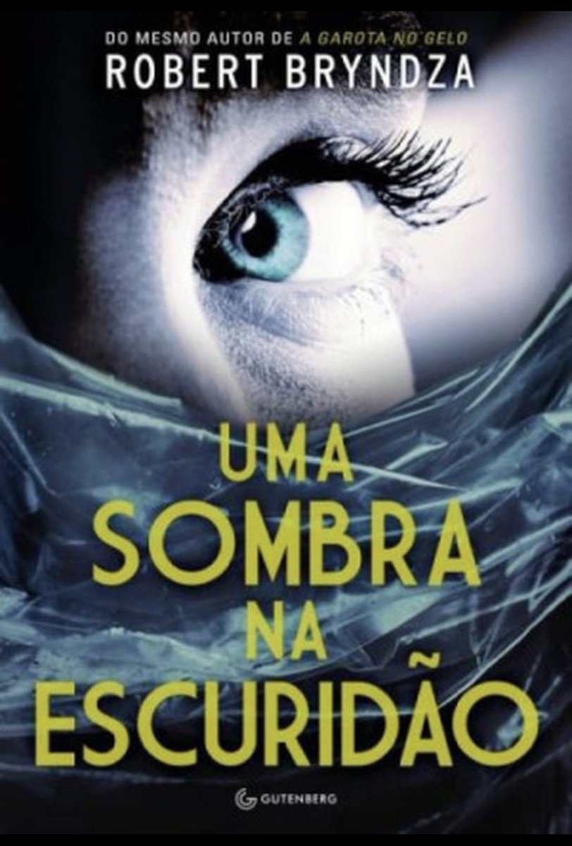 giularue's tweet photo. incrível como o mercado editorial trabalha bem pq sinceramente, só de olhar para capa de um livro eu já sei qual o nicho dele, sem ler o título. Romance nacional contemporâneo, suspense em que a vítima é uma mulher doida, clichê  jovem adulto, literatura deprê… tem uma lógica https://t.co/mIHicOdvhH