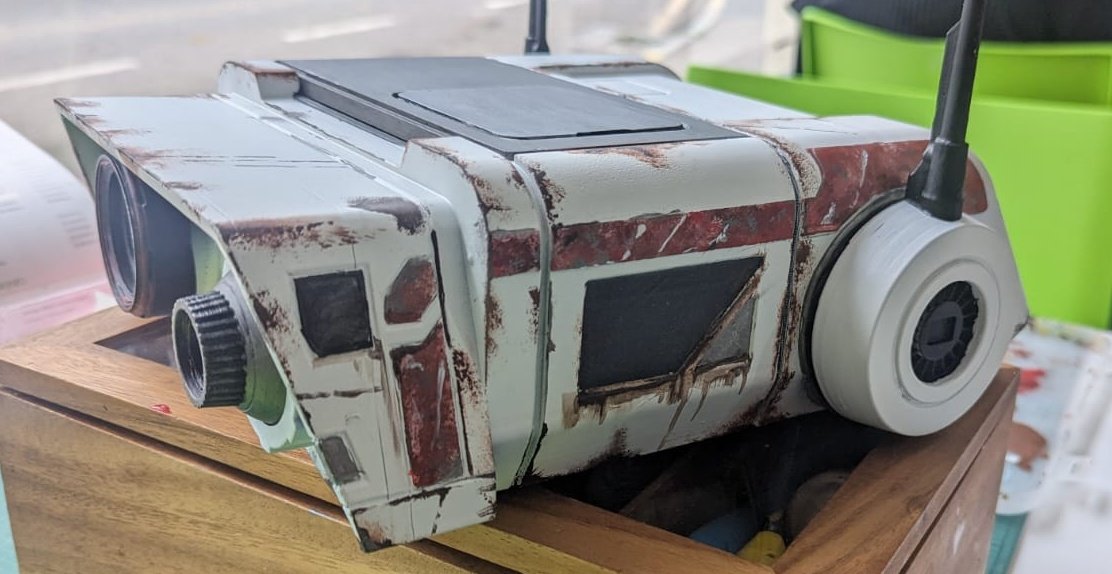 HamsterPrints's tweet photo. New project,  starting to take shape... yes the back and eyes light up BD-1 #StarWarsJediSurvivor #StarWars #3Dprinting https://t.co/dxZtBDGBK8