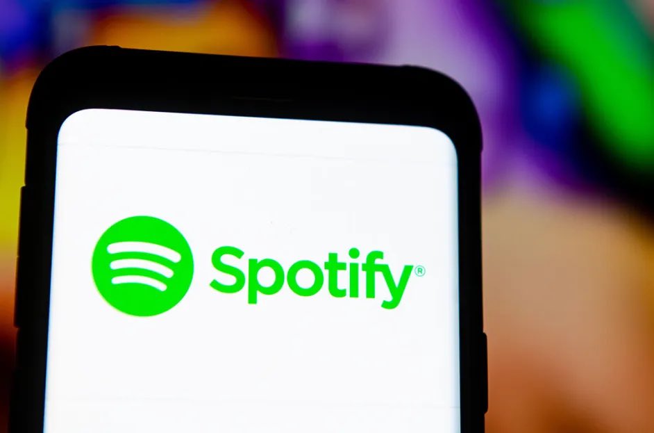 PopBase's tweet photo. Spotify ranks the Top markets from where ‘Super Listeners’ — the most dedicated active listeners for an artist — come from:

#1. Chile
#2. Mexico
#3. Canada
#4. Hong Kong
#5. United States
#6. Argentina
#7. Colombia
#8. Japan
#9. Poland
#10. Philippines https://t.co/CzVbGT8f6k