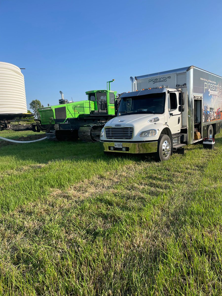 PineGrove Farm Service tweet media