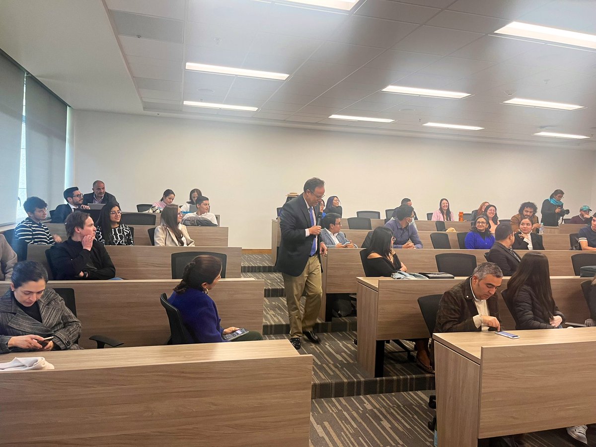 Figriexternado tweet media