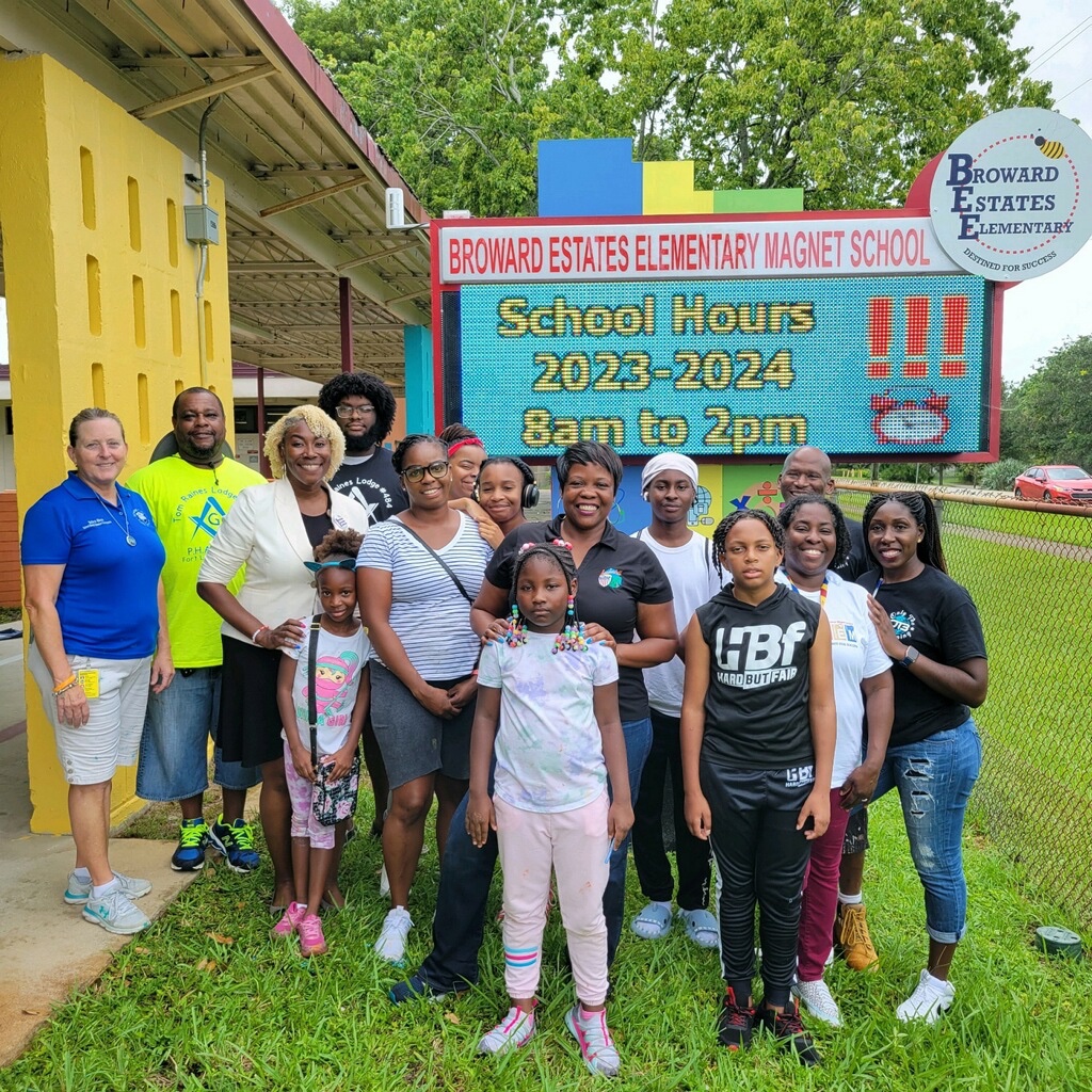 Broward Estates Elementary - “The Bee-Hive” tweet media