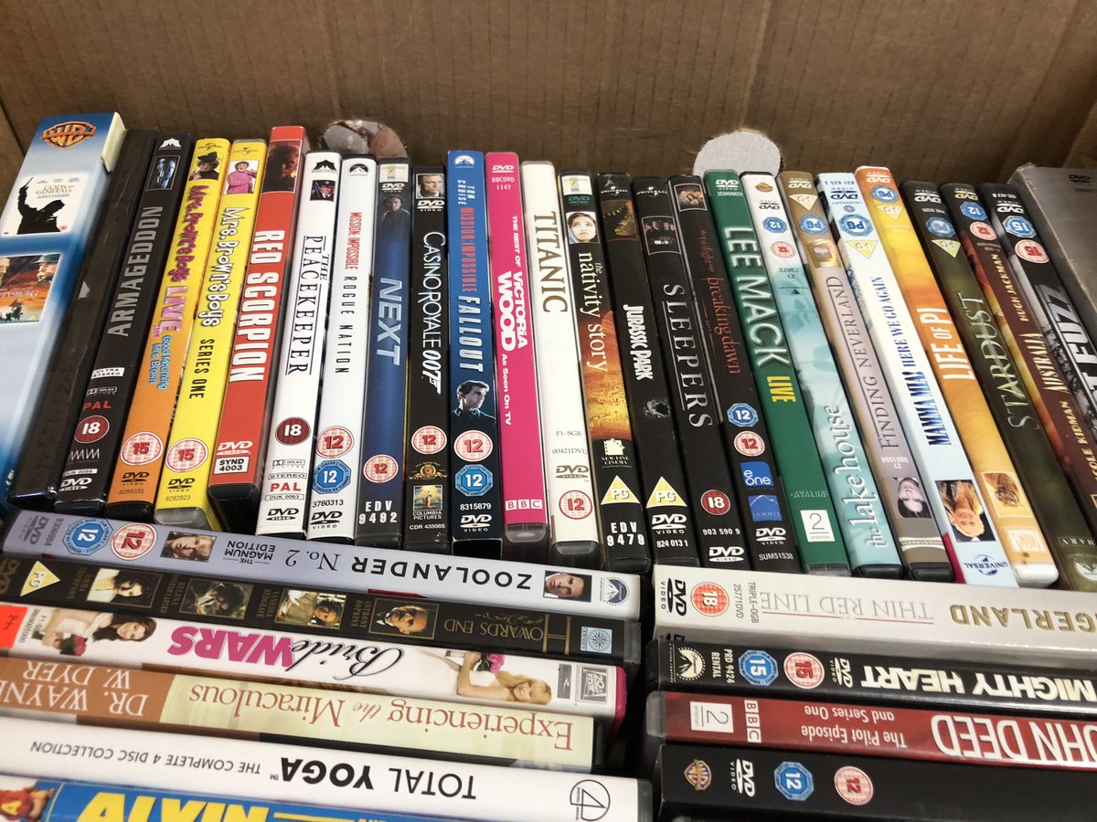 pushypam's tweet photo. St Anne’s on sea URC St George’s Road are having a Book Fair and Jigsaw sale  on 29th July 10:00 till 3:00. Enjoy our tearoom with sandwiches and lovely homemade cakes☕️🥪🥐🧁 https://t.co/F8QY7RQ1Mw