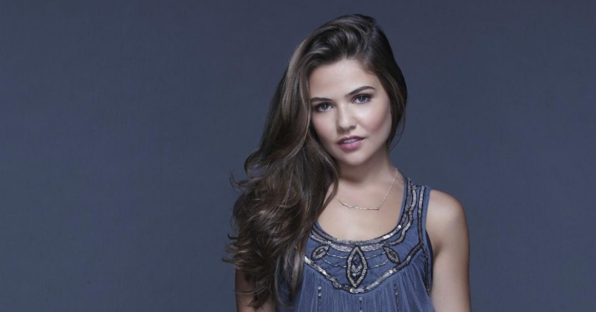 StreamilyLive's tweet photo. The amazing Danielle Campbell will be signing at Always and Forever Con powered by Streamily!  Signed Aug 17-20th and delivered to you!!

https://t.co/TnUHK80fGW

#DavinaClaire #VampireDiaries #TheOriginals #Legacies #AlwaysandForever #TheMikaelsons #TheLabonairs #TheKenners https://t.co/sNwSR0oIVh