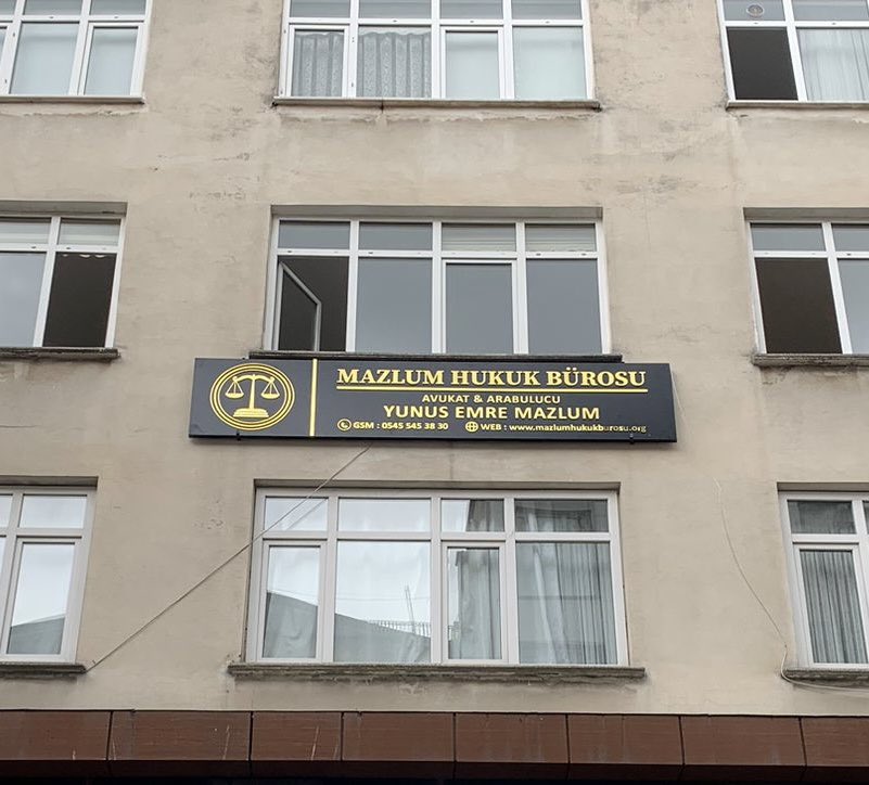 MtalUnye's tweet photo. Mazlum Hukuk Bürosu sahibi avukat @y.emremazlum a büro tabelaları hayırlı olsun. #hukuk #hukukbürosu #tabela #ünye #reklam #avukat https://t.co/gxChpDDcyG