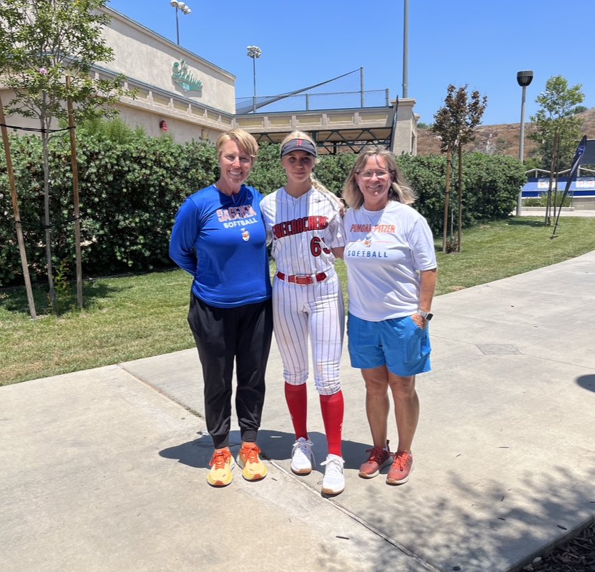 audreyreimers63's tweet image. I am honored to announce that I have verbally committed to play softball and continue my academic career at Pomona College. Thank you to all my coaches, family, teammates, and friends that have supported me in this journey. Go Sagehens!! 💙🧡💙