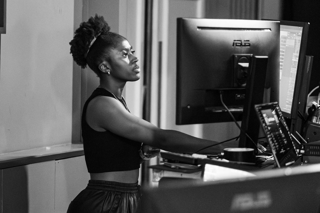 High_Res_'s tweet image. Many thanks to @ScreenIreland for involving us in this year's Galway Film Fleadh! It was a fantastic experience sharing our pre-rendered and real-time workflows with an engaged audience. Grateful to all who attended, and to @GalwayFilm for being wonderful event hosts.