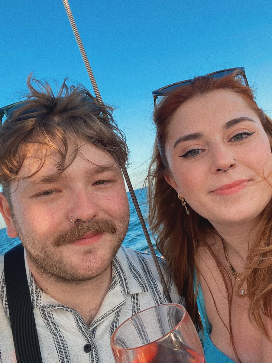 grace 🌻 tweet media