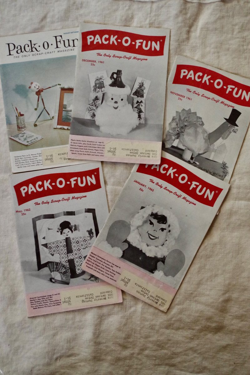 Pack  O Fun magazines from the early 1960s etsy.com/listing/127157… #etsy #etsyseller  #etsystore #vintage #craftmagazine #packofun  #scrapcraft  #craft  #etsyshop #magazine #vintagemagazine
