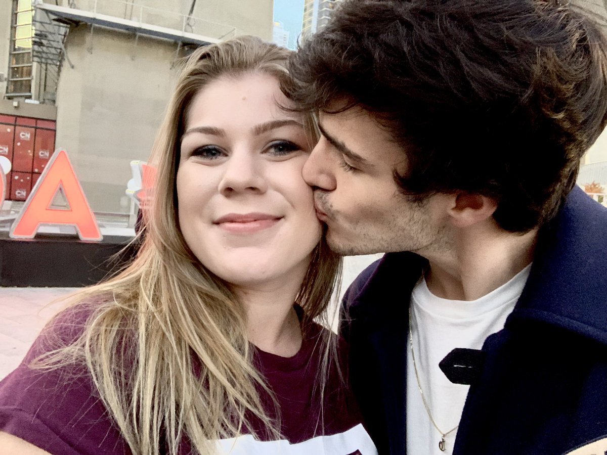 MurderizedAaron's tweet photo. Forever missing the love of my life @AaronCarpenter  plan a Niagara Falls trip soon https://t.co/2taexi90Io