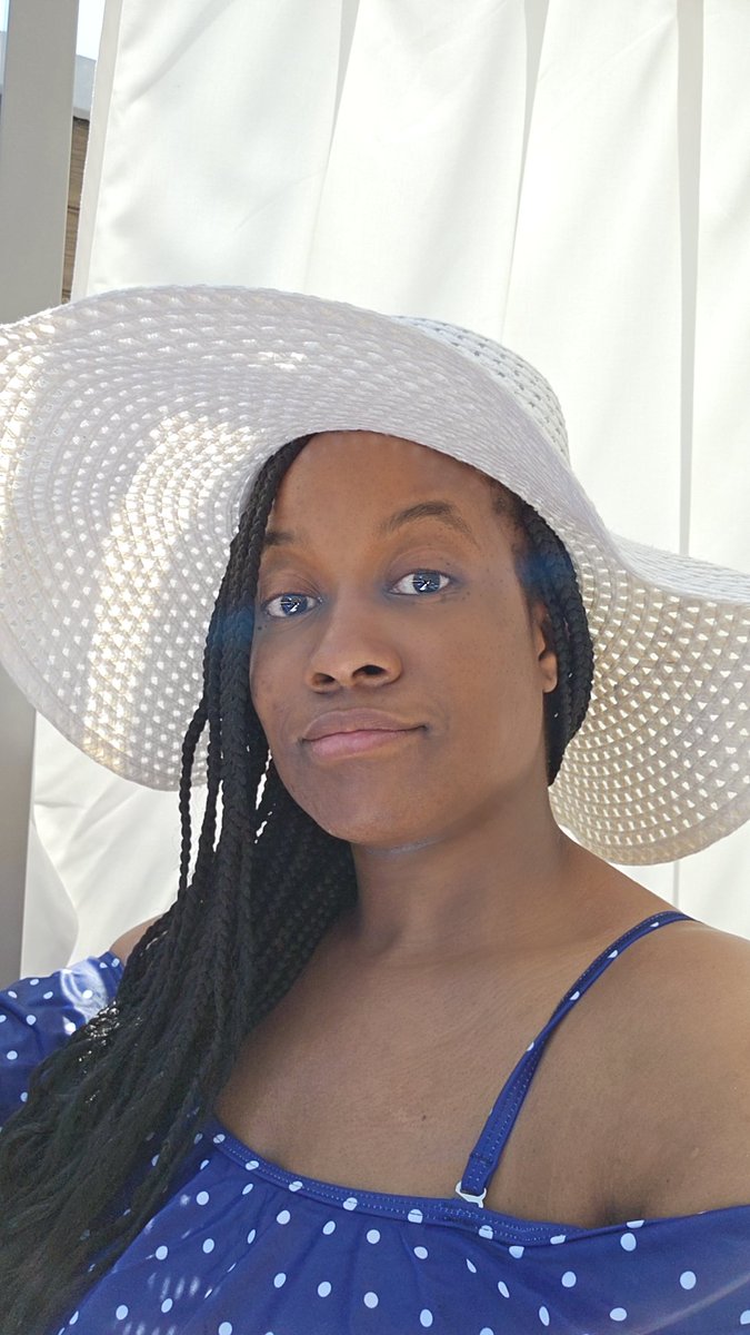 Enjoying a much needed vacation at Planet Hollywood Cancun 🏖😎