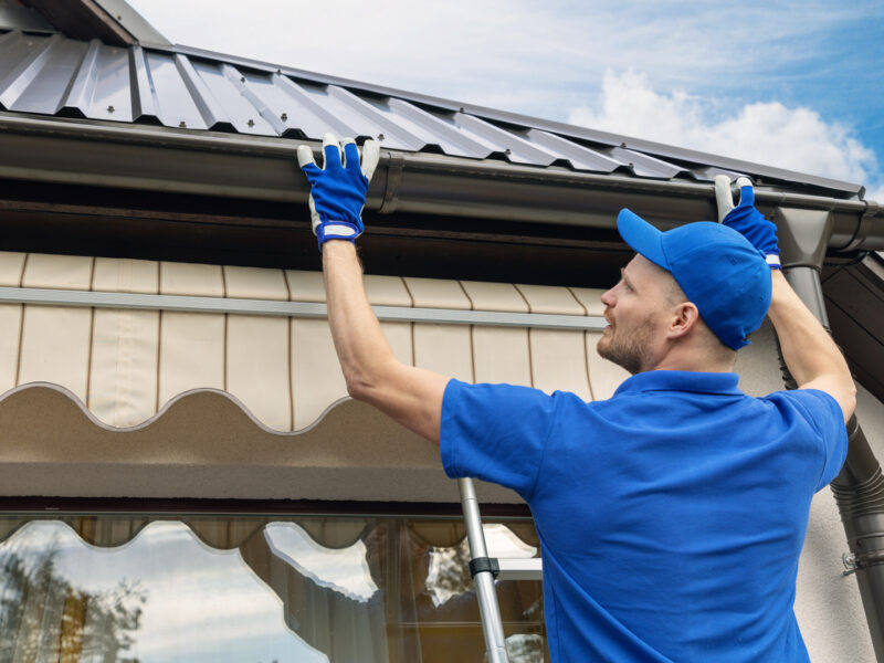 If your #roofgutters are damaged or clogged, it's time to contact us. A good gutter cleaning and repair can save you thousands of dollars in repairs down the road. 👍

RockPaintingandGutters.com