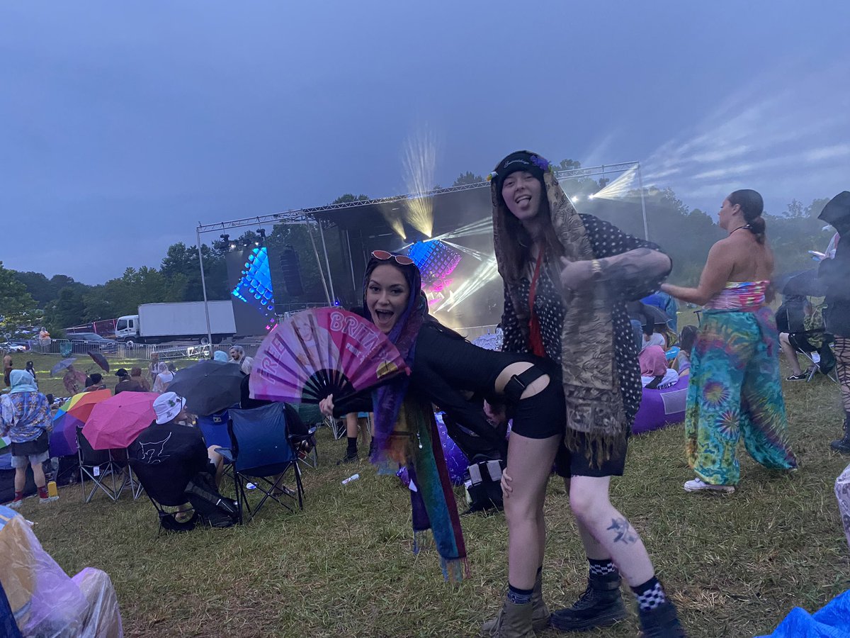zef_alien's tweet photo. I fucking love my girlfriend so much it’s wild. She gives me the world and more 🥲💕 https://t.co/bUKd2ux7bz