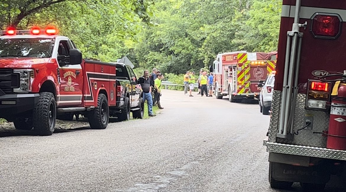 stevenharmeyer's tweet photo. At least one dead following flooding in Franklin County . Watch here: https://t.co/mOfSFIxxZ9 https://t.co/0z68EB5Joa