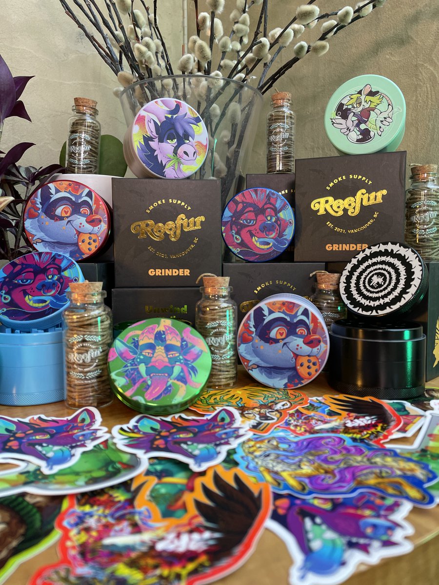 🎉RAFFLE TIME!🎉

To enter:
1️⃣ Like this post ❤️
2️⃣ Retweet 🔄
3️⃣ Tag a friend in the comments 👇
➕For an EXTRA entry, follow our Instagram: @ reefursmokesupply

See below for incredible prizes and rules! Let's celebrate in style!🥳🌿