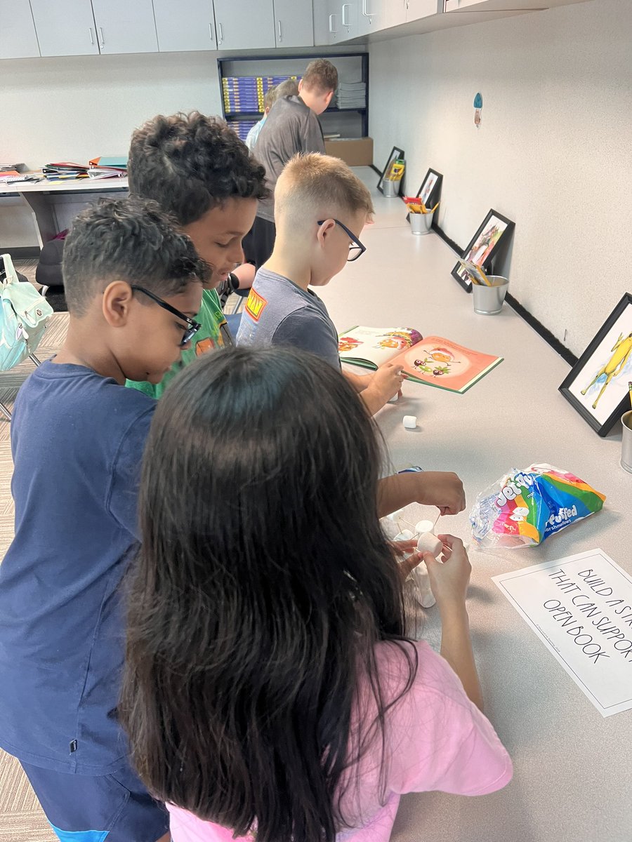 100ThatTeach's tweet image. The year of #rigorandshenanigans has begun! The first two days have been awesome and I’m so excited to see how this year unfolds. #warrenwill #rpimsrocks