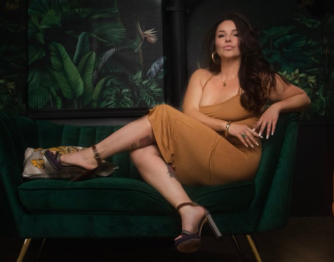 Rolling into the weekend like this... https://t.co/Ail1jGvmwj<a href="/tag/sexworkersagainstwork"class="tags"><span>#sexworkersagainstwork</span></a>