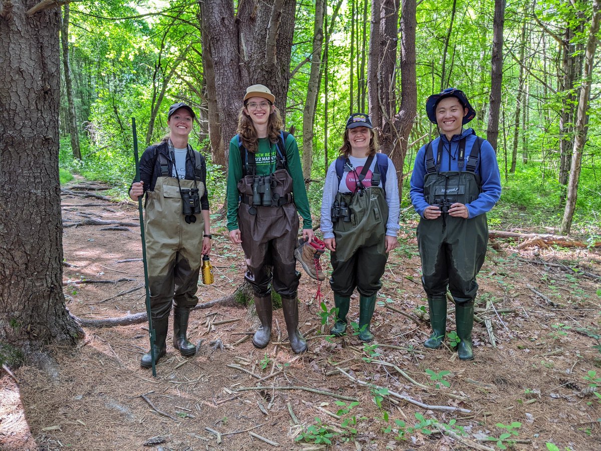 katieschro8's tweet photo. Many thanks owed to: @shizukalab, #PodosLab, and field assistants including @jocate_me @bethjrogers @MogusJP (and undergrads who are too cool for Twitter/X)
Folks who might be interested in this thread: @zononotes @wheatcroftlab @QvarnstromLab @cowbirdlab @BirdLabFlinders https://t.co/QG7nwS6drQ