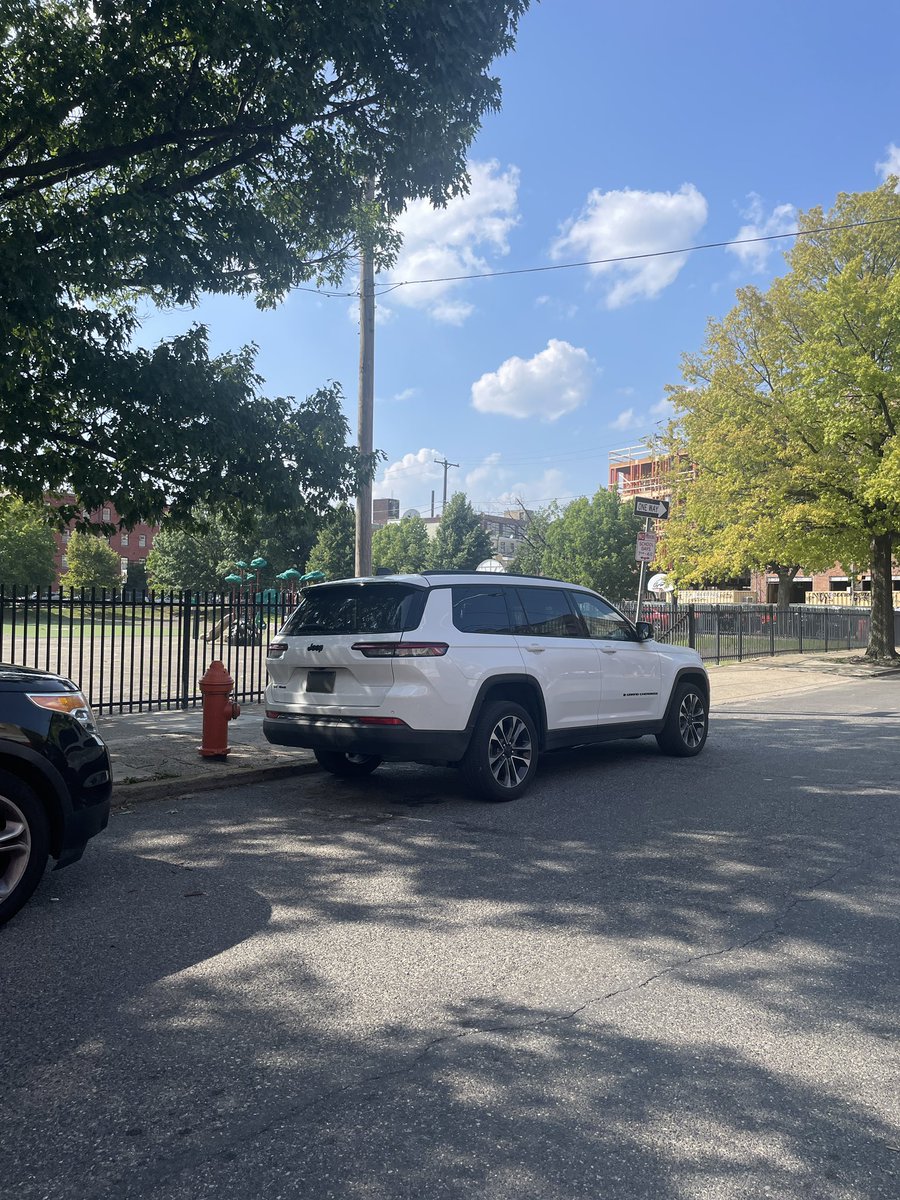 watched a dude park immediately in front of a fire hydrant, (in front of a school) with 3 other perfectly good open spots. Of course they have an obscured license plate <a href="/PhilaParking/">The PPA</a>  1600 N Howard