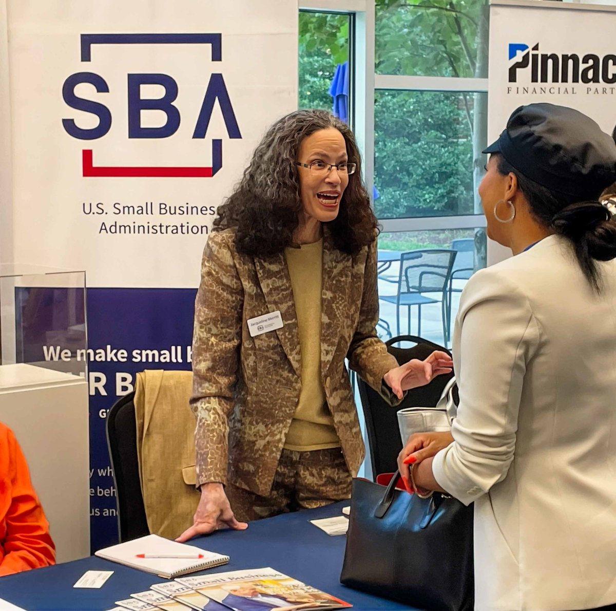 SBA_Tennessee's tweet photo. 🌟Shoutout to @SBA_Tennessee's Jacqueline Merritt for her invaluable support @ 2nd Annual Powerhouse Pitches &amp; Panels! 🙌🏽🗣️ Her dedication in providing one-on-one assistance was truly exceptional. Big thanks to sponsors @lipscomb, @Republic_Bank, @studiobanknash, @FirstHorizonBnk https://t.co/qbSrGtP9F6