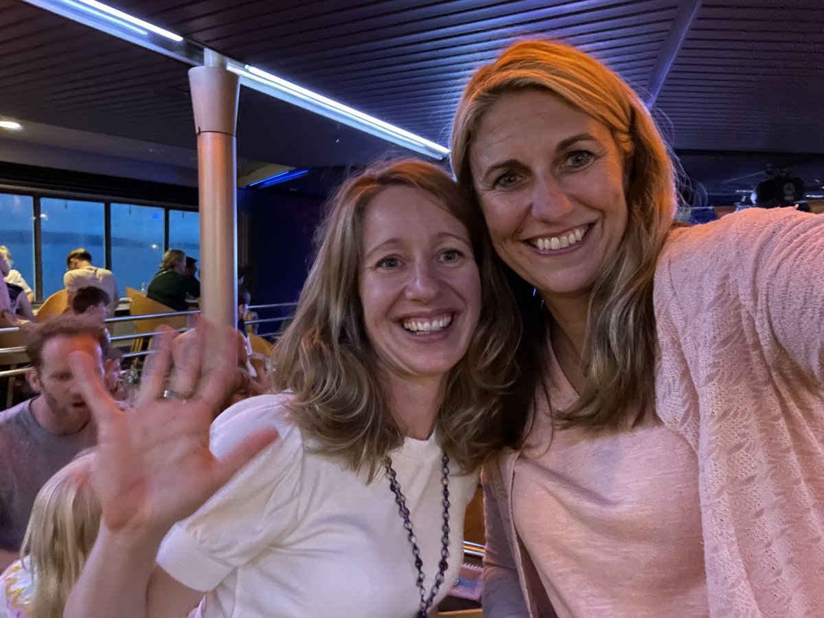 Emily Middleton tweet media