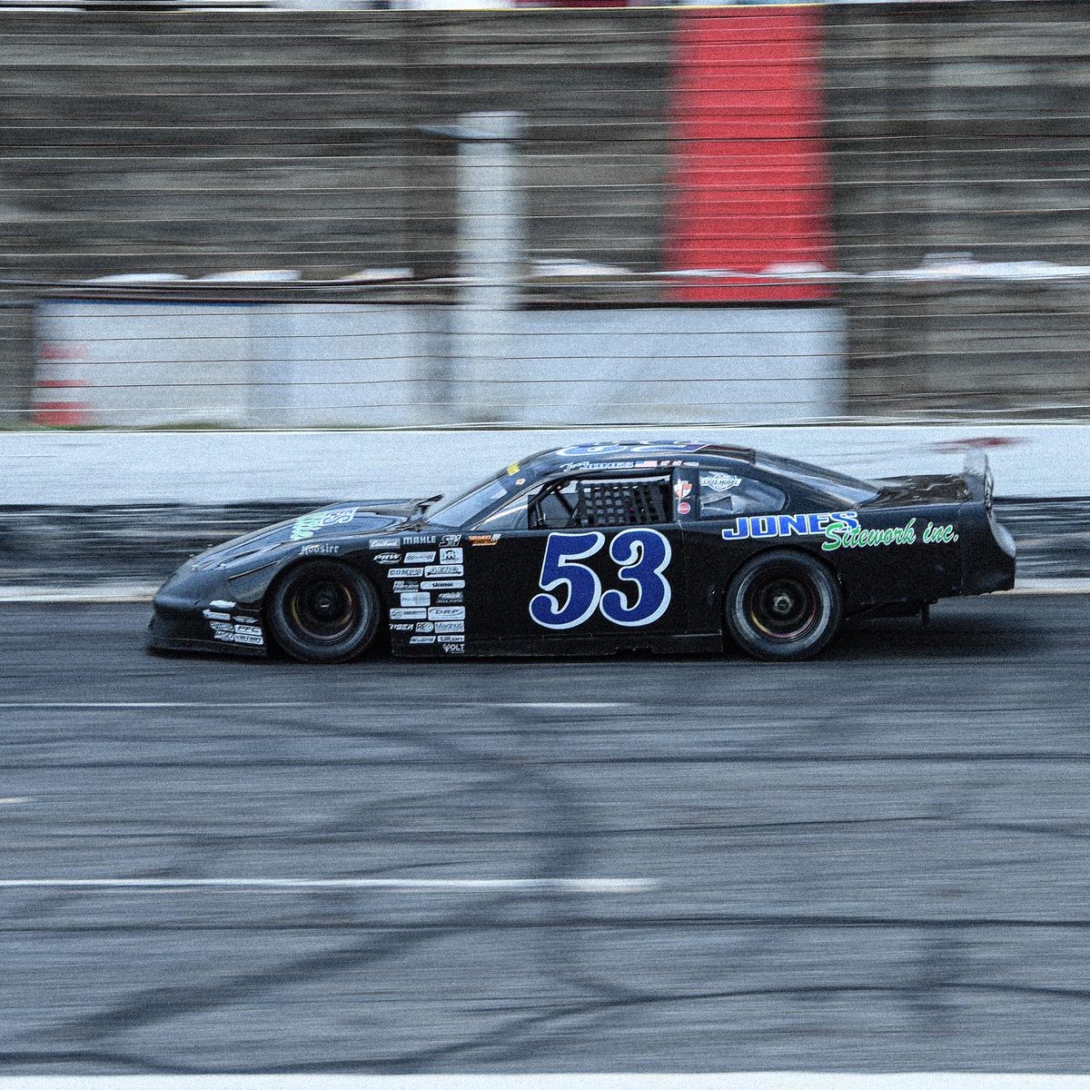 CARSTour's tweet photo. Pro Late Models with an ode to our past. #Throwback225 π https://t.co/wIBYUTepDE