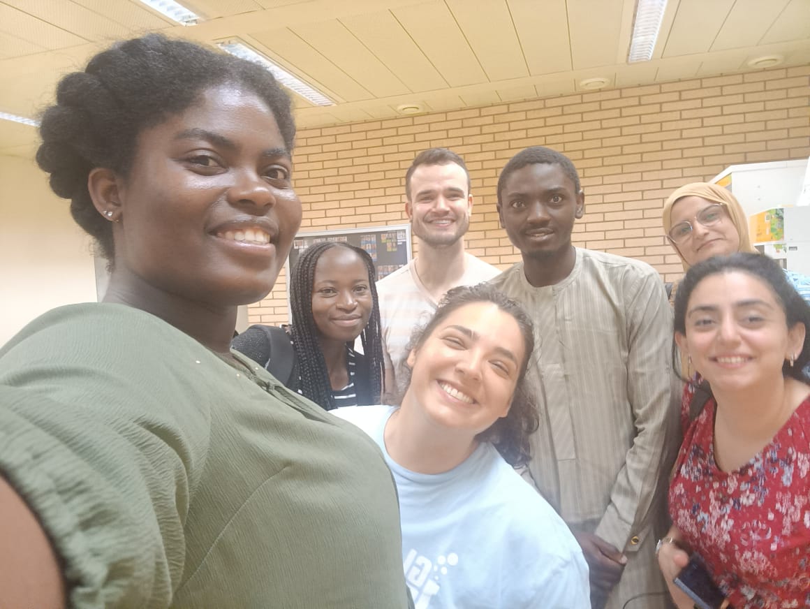 Andreia Albuquerque Wendt (she/her) (@albuquerqueafrr) on Twitter photo What a wonderful week meeting and sharing the step by steps of gene editing Leishmania with <a href="/jezielbqi/">Jeziel D. Damasceno</a> and <a href="/Gluenzlab/">Eva Gluenz</a> to a fantastic group of inspiring and enthusiastic parasitologists! A true privilege to be part of this!
May the future reserve only good things for this bunch🤍 What a wonderful week meeting and sharing the step by steps of gene editing Leishmania with <a href="/jezielbqi/">Jeziel D. Damasceno</a> and <a href="/Gluenzlab/">Eva Gluenz</a> to a fantastic group of inspiring and enthusiastic parasitologists! A true privilege to be part of this!
May the future reserve only good things for this bunch🤍