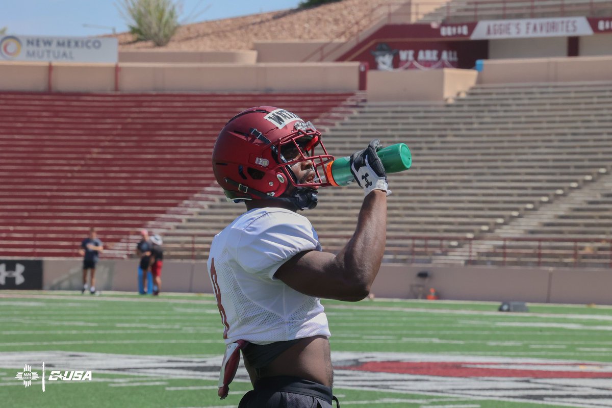 New Mexico State Football (@nmstatefootball) on Twitter photo Working on our craft ๐
#AggieUp x #HHLP Working on our craft ๐
#AggieUp x #HHLP