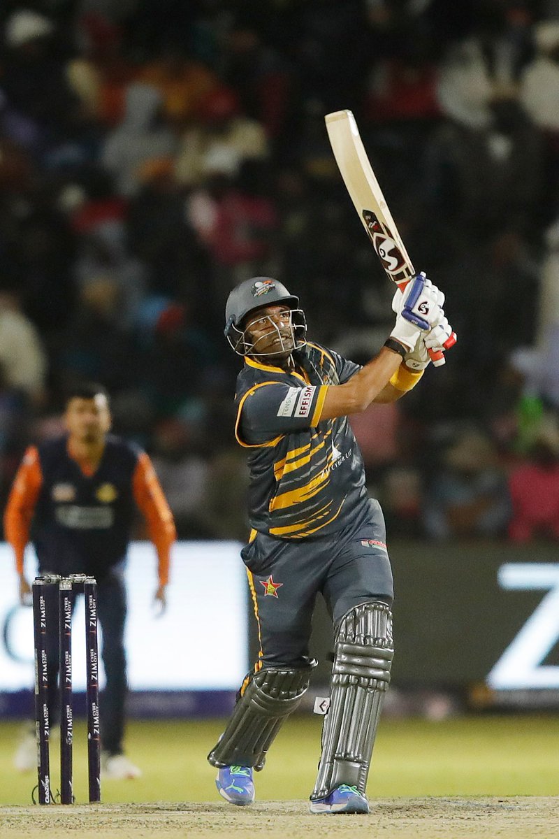 robbieuthappa's tweet photo. Not the way we wanted to end the tournament, but we gave it our all! Chin up, @HarareHurricane 🙌🏾

It has been a great tournament with some wonderful experiences and great memories. Until next time, Zimbabwe!

#ZimAfroT10 https://t.co/Oi2ffezXEx