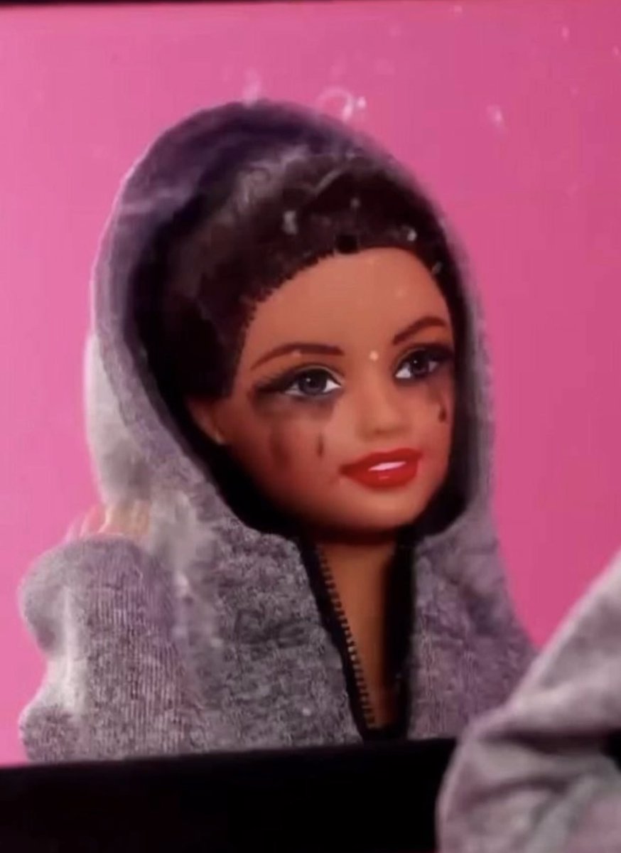 I feel like barbie 💖
the barbie :