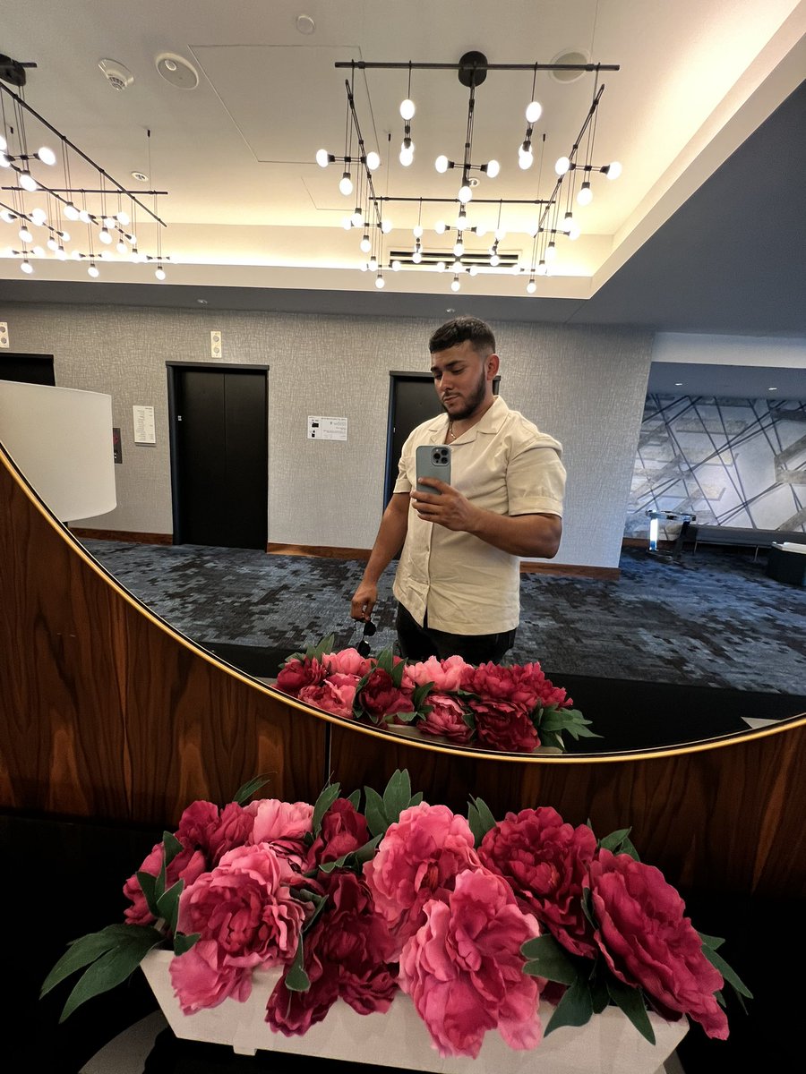andy__z71's tweet photo. Im sorry your bf can’t grow a beard 🧔🏻 https://t.co/j3qyKvUXjh