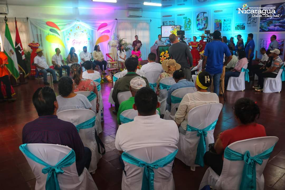 JaimeNindiri's tweet photo. 🚨Lanzamiento del Concurso Nacional para el Diseño y Confección de Güipil Creativo desde Masaya con el lema "Nicaragua, herencia de cultura artesanal"

#4419SiempreMasAlla 

@CarlosEmilioDH 
@edwincastror 
@nic_melcocha 
@Xeras_BD https://t.co/wzSC5tySBO