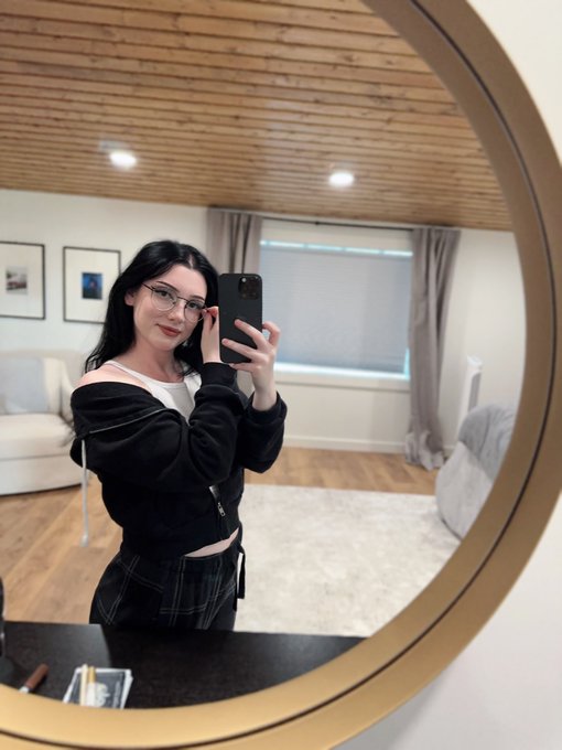 sillyyyyyy https://t.co/b3caSH6vUx