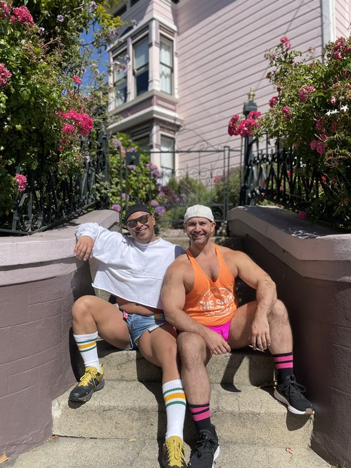 Starting off my Dore Alley weekend with @MuscleBard https://t.co/2MsFCsMAdF<a class="tags" target="_blank" title="On Twitter" href="/?out=eyJ0eXAiOiJKV1QiLCJhbGciOiJIUzUxMiJ9.eyJpYXQiOjE3MjA1MjM2OTcsImlzcyI6InR3cG9ybnN0YXJzLmNvbSIsIm5iZiI6MTcyMDUyMzY5NywiZXhwIjoxNzUyMDU5Njk3LCJyZWRpcmVjdF91cmwiOiJodHRwczovL3R3aXR0ZXIuY29tL011c2NsZUJhcmQifQ.xxtI5Sp5oL1__9vXyIE3wxahdS41TH31vX4eukiPqVL5TXCtU550nLZCZWo4QcfEtbMO_fyTLqefBfMsgTo5-A">@MuscleBard</a><a href="/tag/newprofilepic"class="tags"><span>#newprofilepic</span></a>