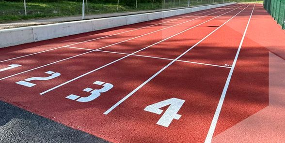 The gold standard for athletes with global ambitions. Ratingen's stadium shines with a state-of-the-art Rekortan PUR surface, perfect for those record-breaking moments 🏆👏 📍 Ratingen, Germany 🏟️ Ratingen Stadium ✅ Rekortan PUR #OnOurTrack #Athletes #Rekortan #Track #Sports